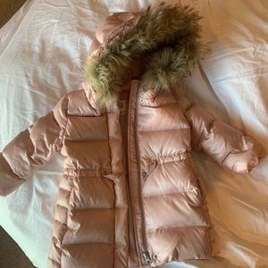 2T Ballet punk winter coat. Removeable faux fur attachment on hood.